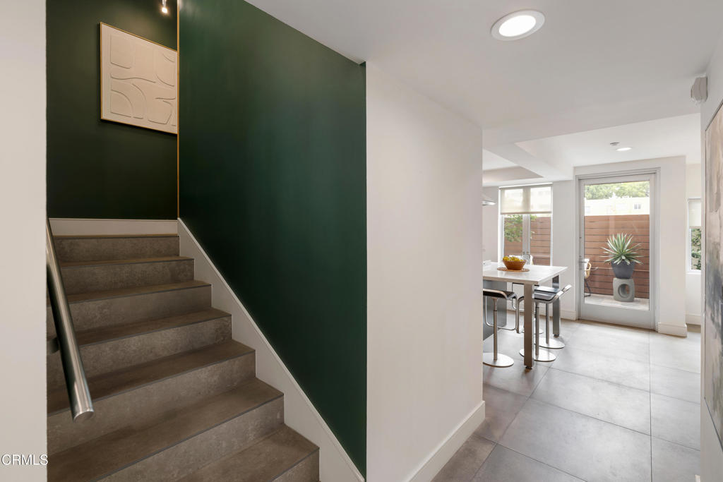 141 S Hudson Avenue 103