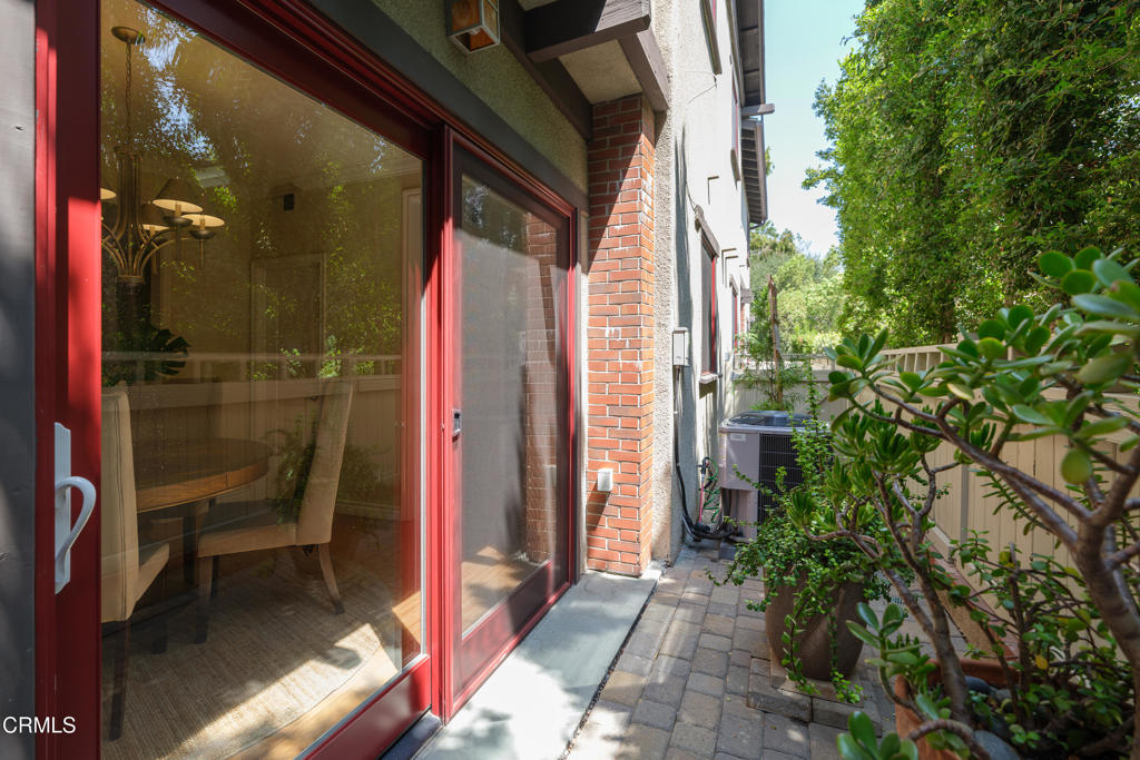322 Alpine Street 2