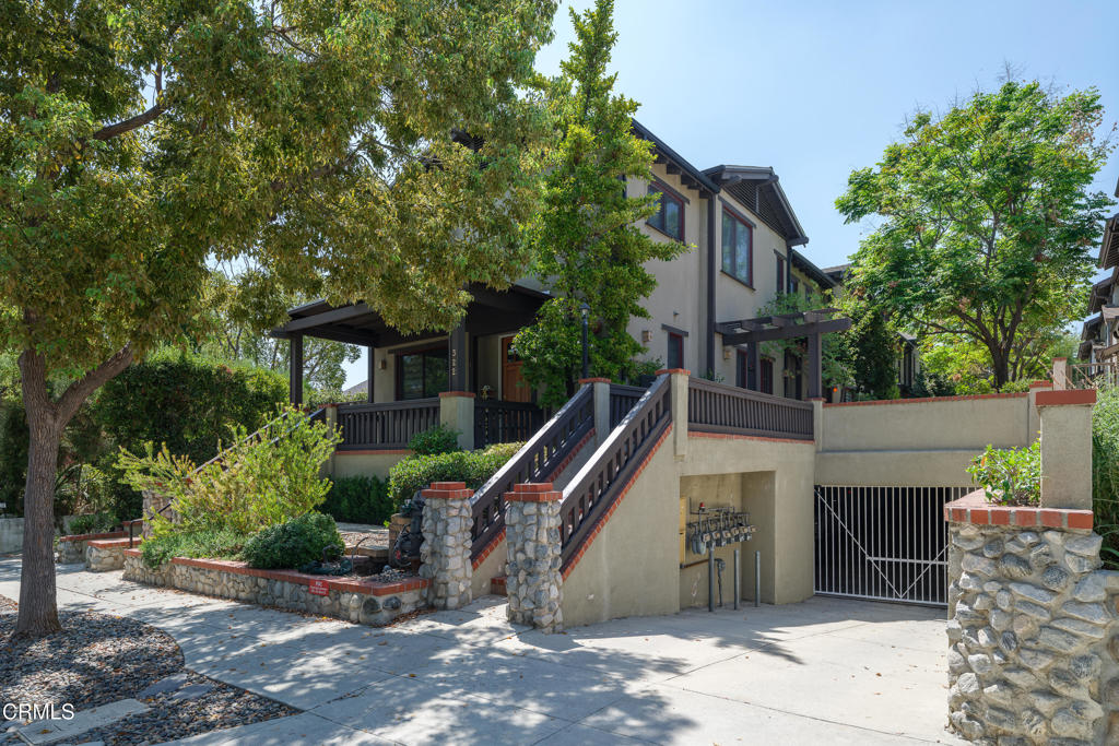322 Alpine Street 2
