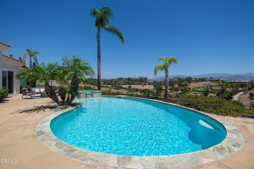 4284 Fallsbrae Road