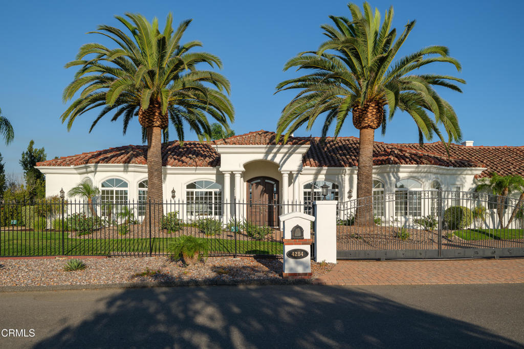 4284 Fallsbrae Road