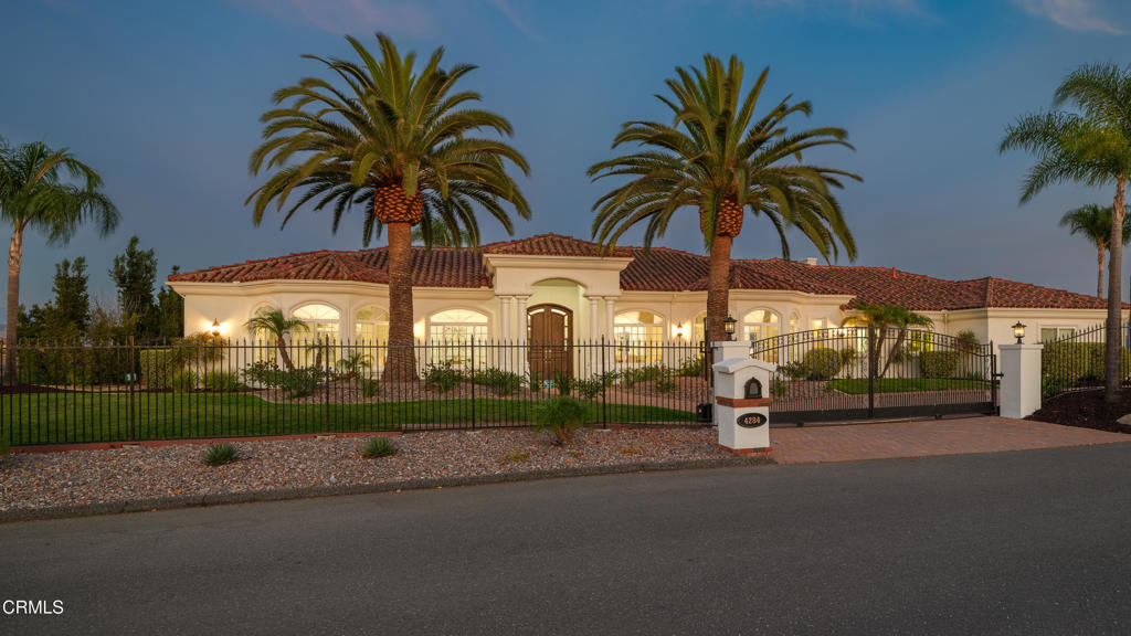 4284 Fallsbrae Road