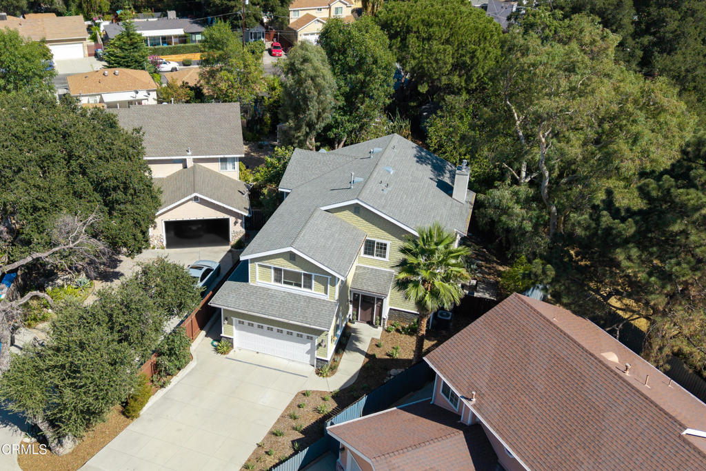 10128 Golden Oaks Avenue