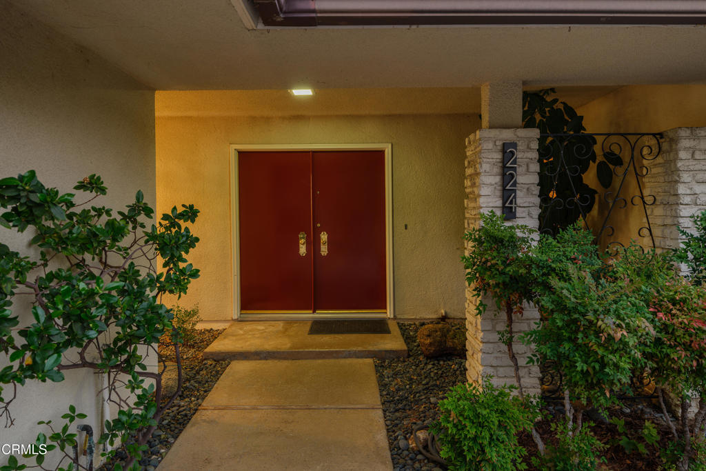 224 Starlight Crest Drive