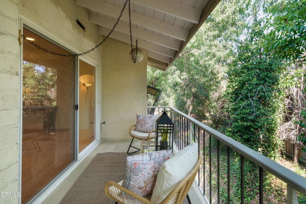 406 E Alhambra Road