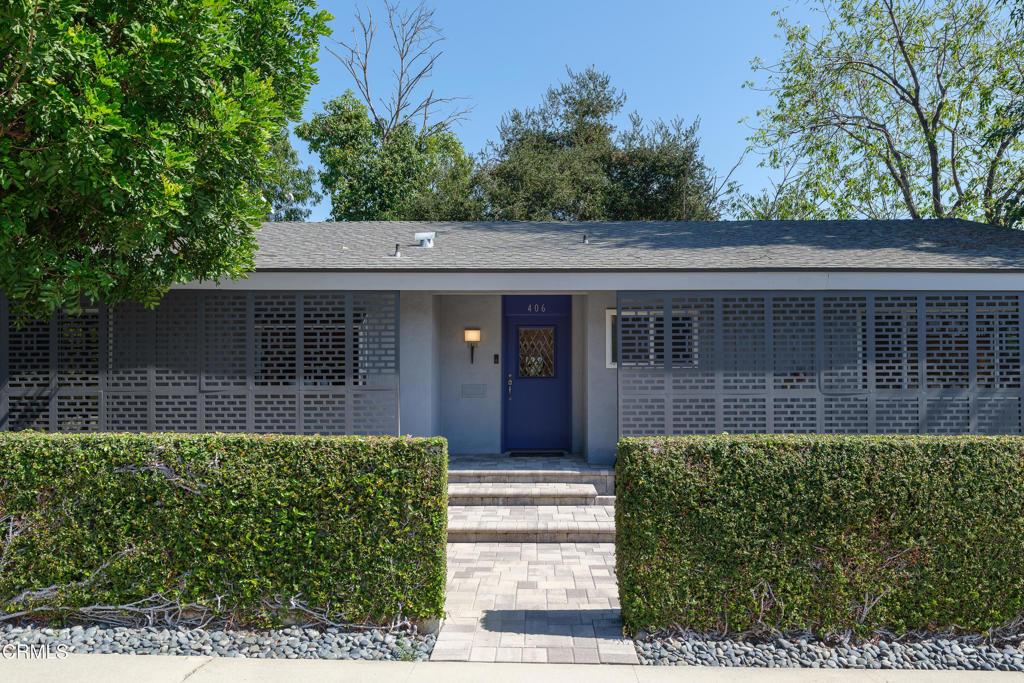 406 E Alhambra Road
