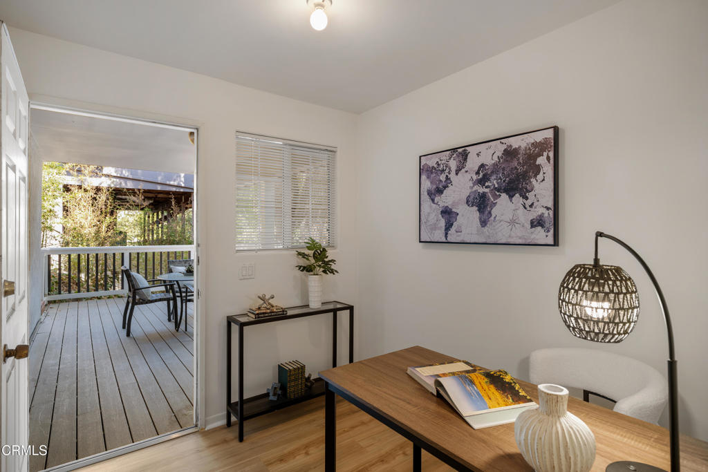 406 E Alhambra Road