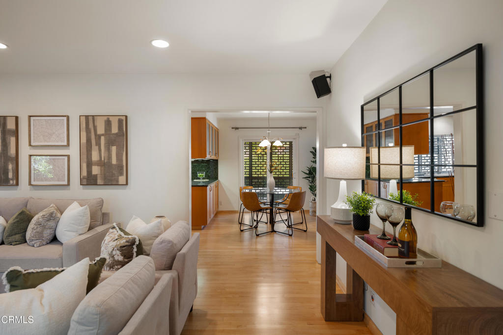 406 E Alhambra Road