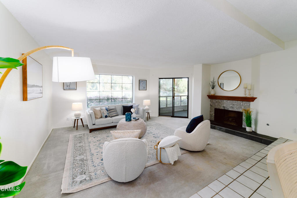 619 Island View Circle