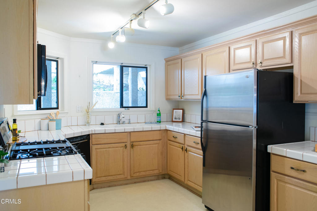 619 Island View Circle