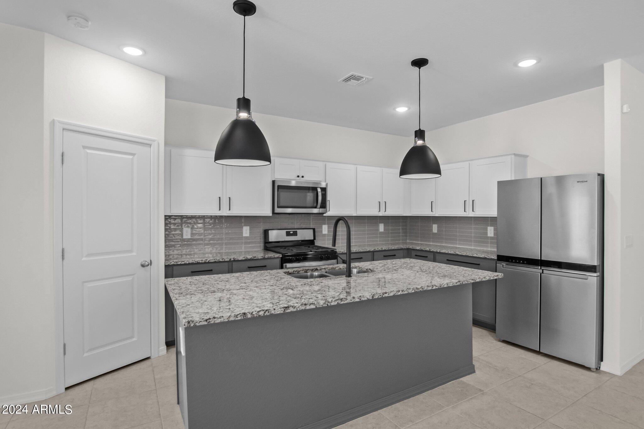 19414 W COOLIDGE Street