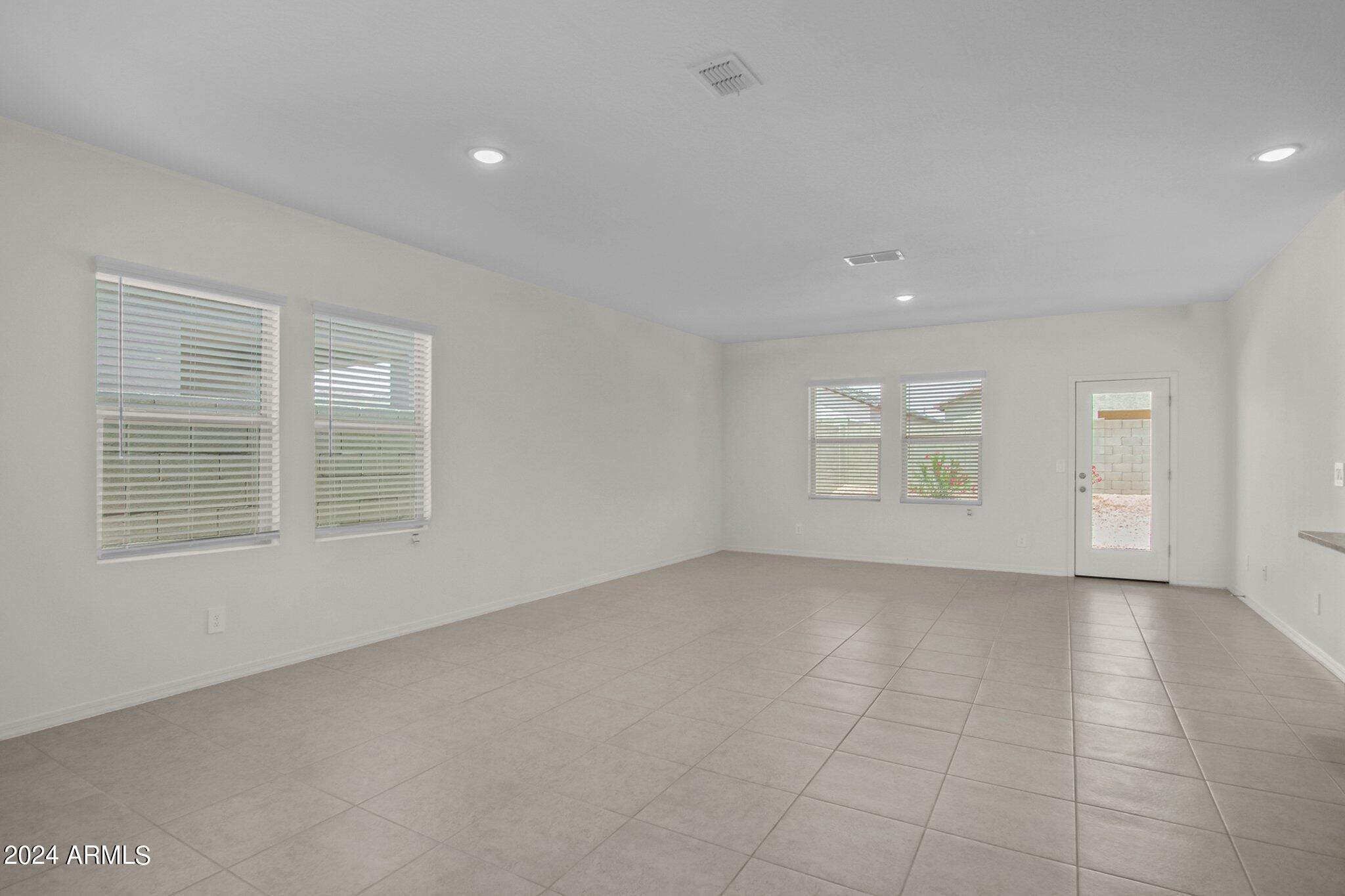 19414 W COOLIDGE Street