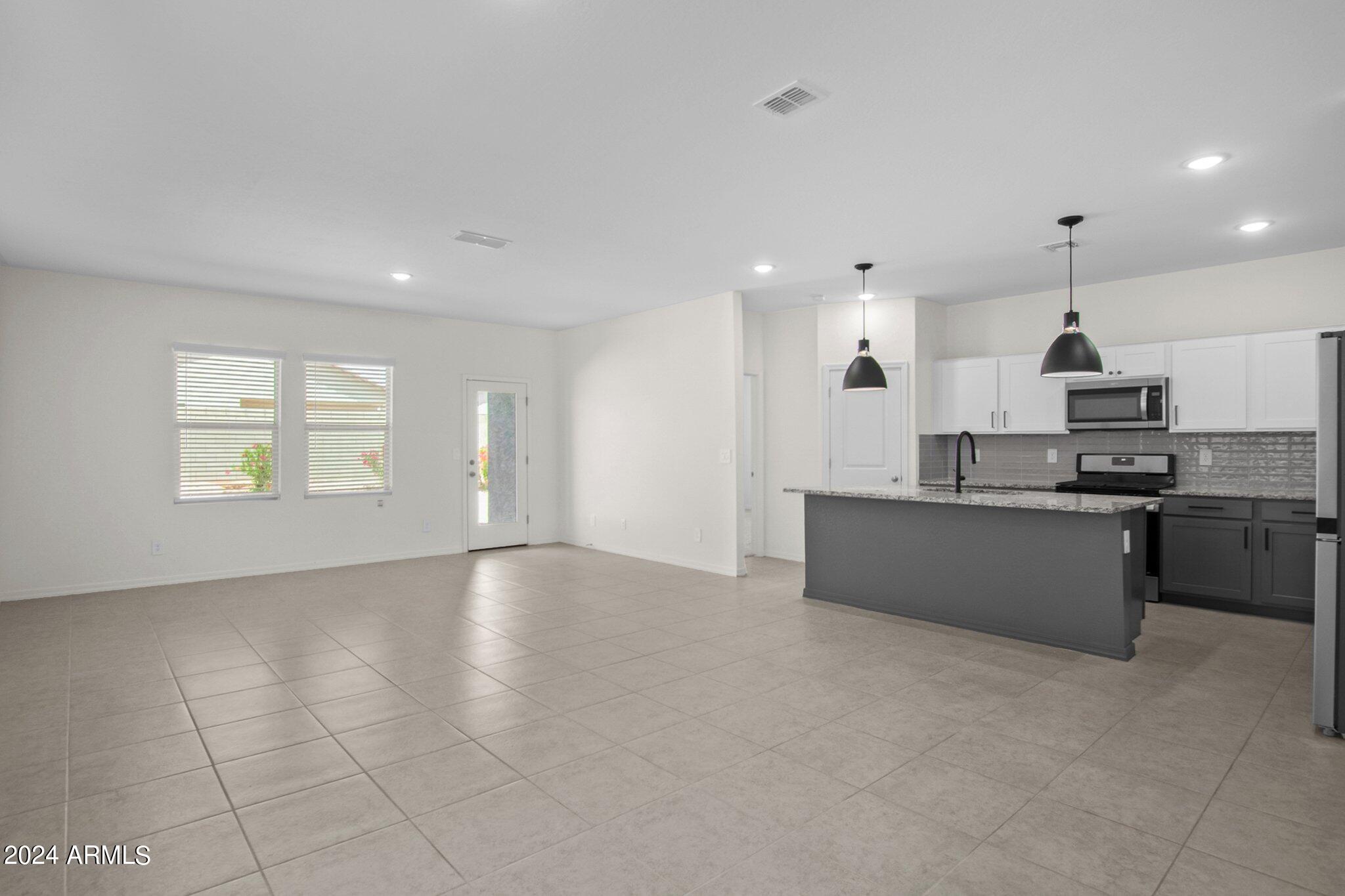 19414 W COOLIDGE Street