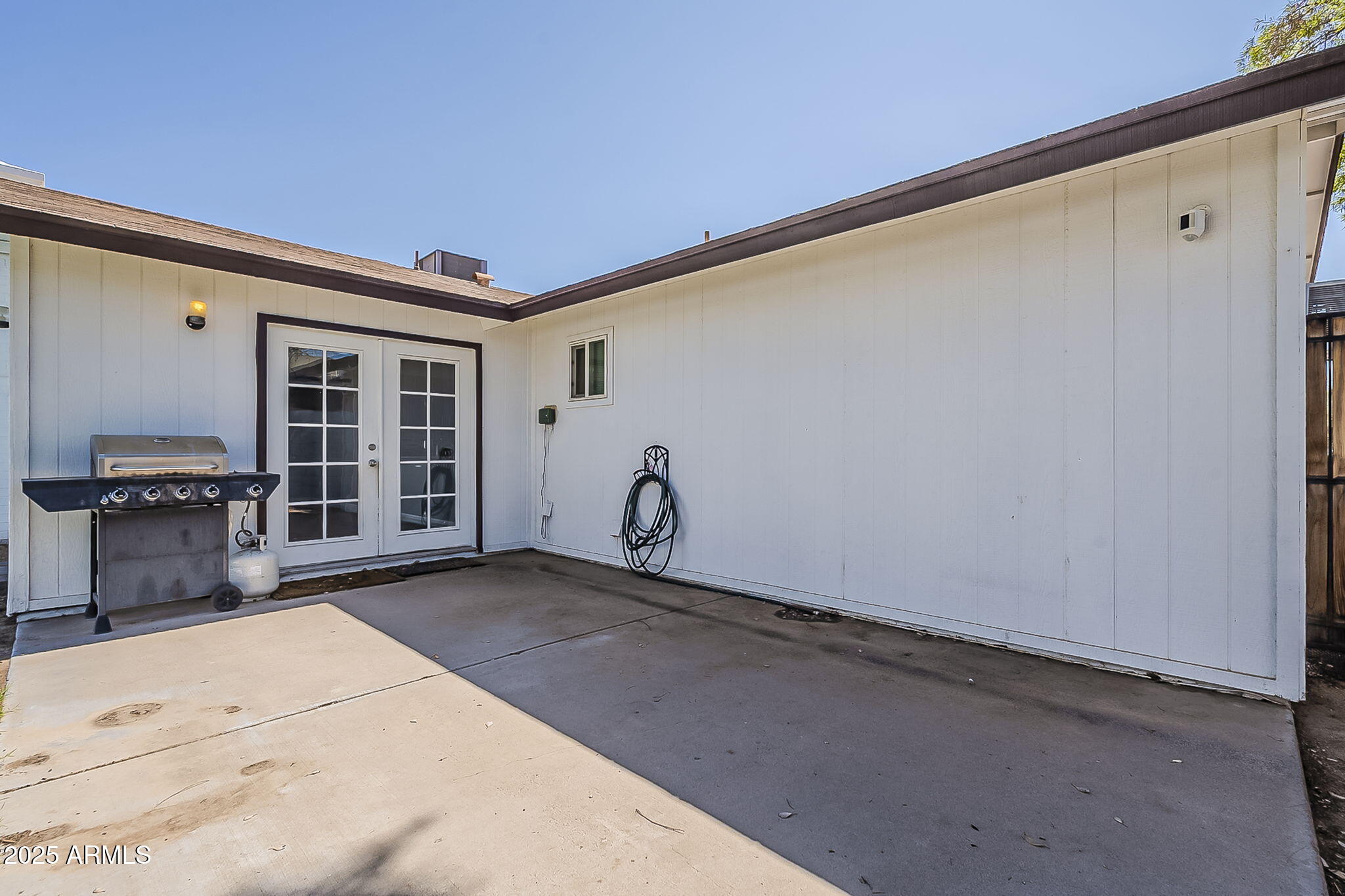 834 W JULIE Drive