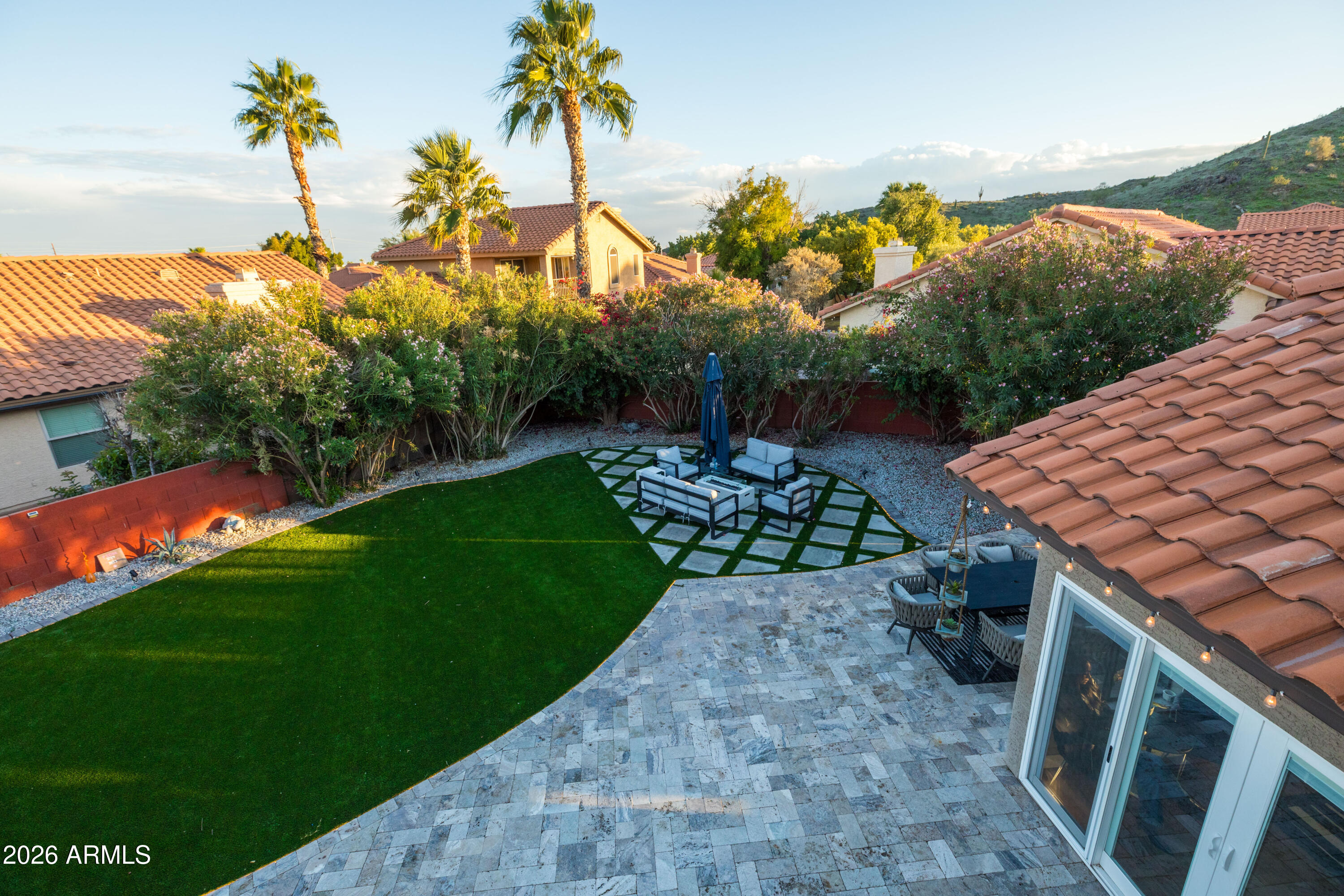 3912 E SHANNON Street