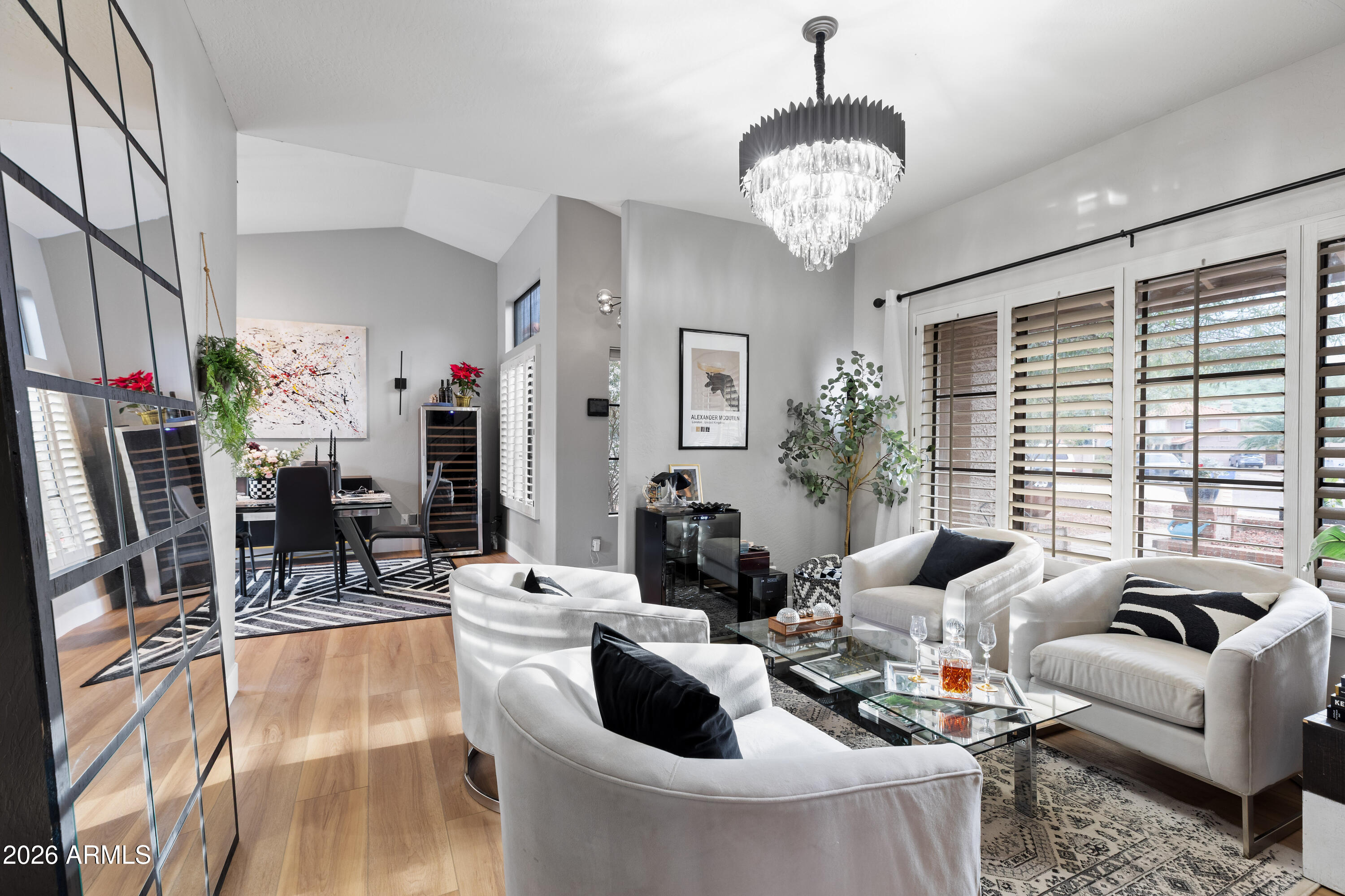 3912 E SHANNON Street