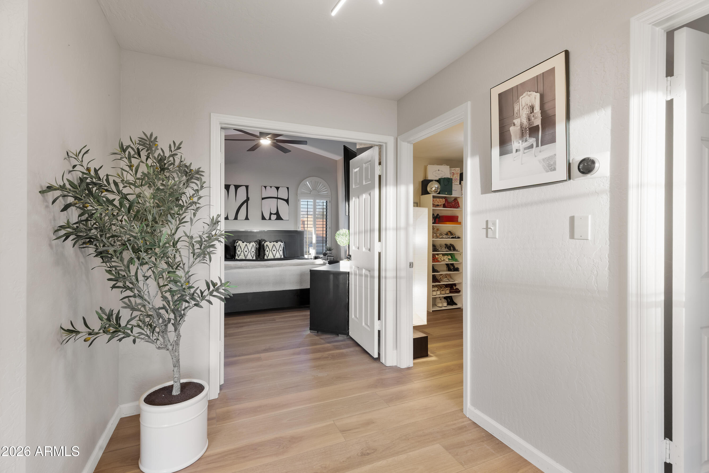 3912 E SHANNON Street