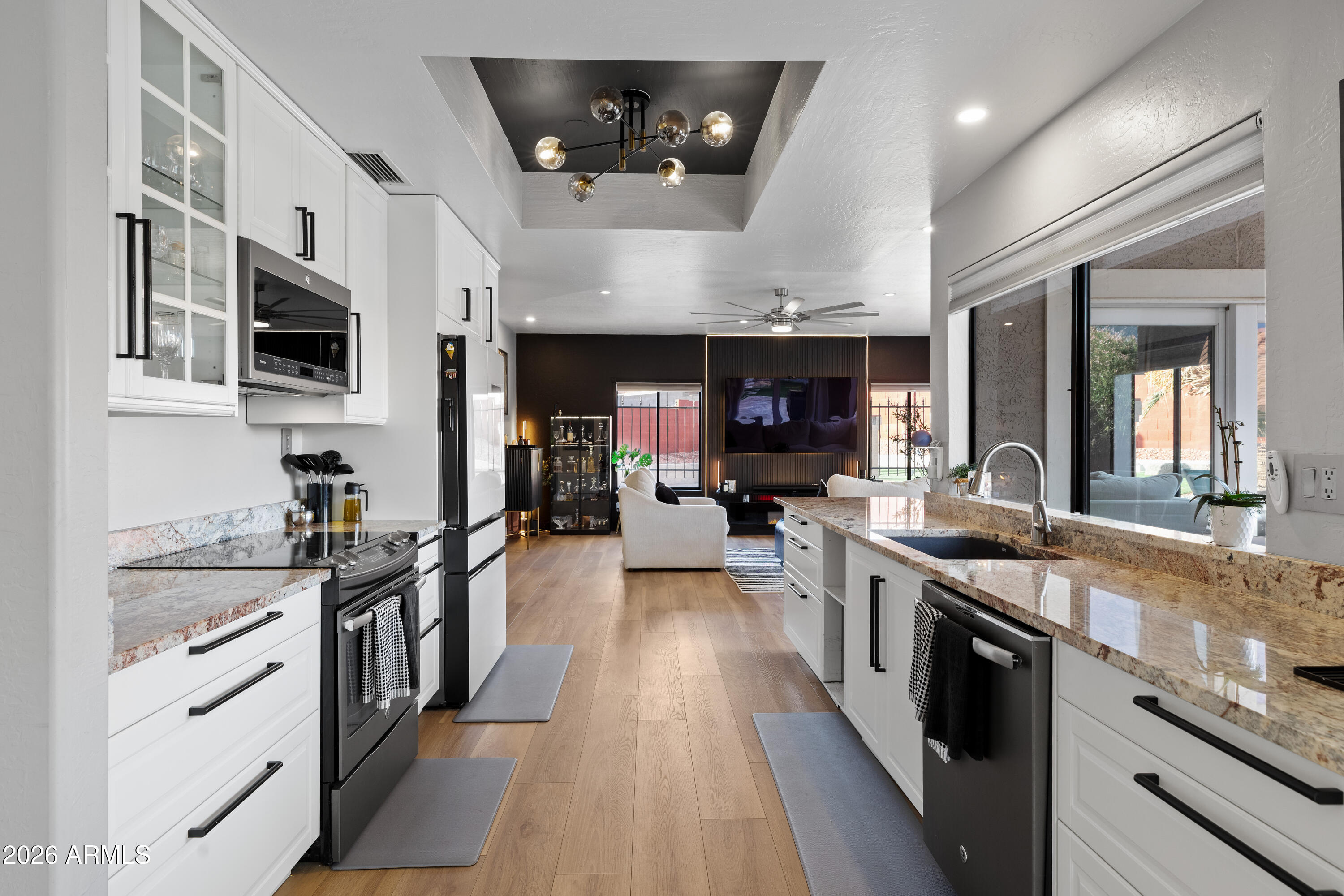 3912 E SHANNON Street