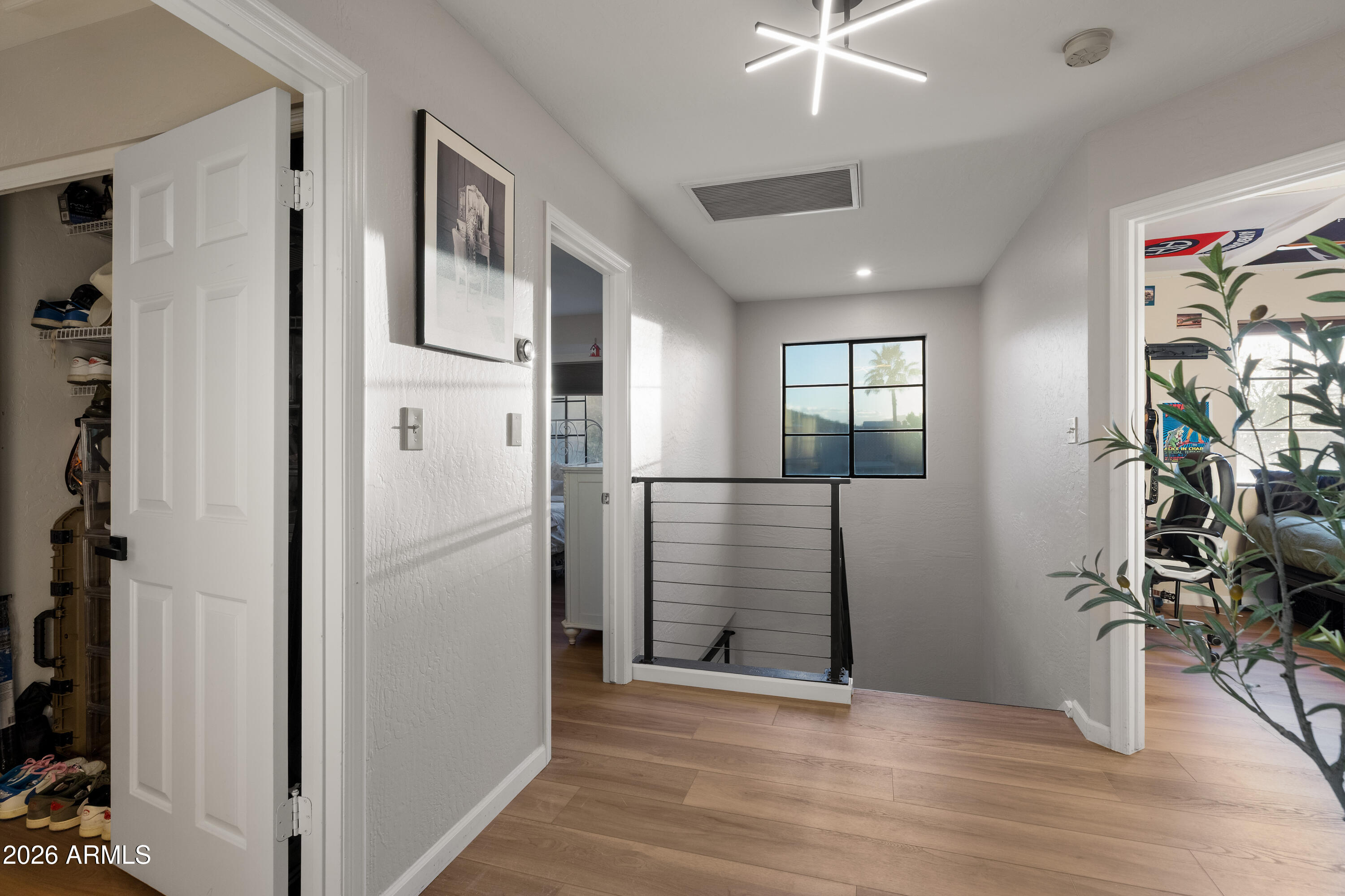 3912 E SHANNON Street