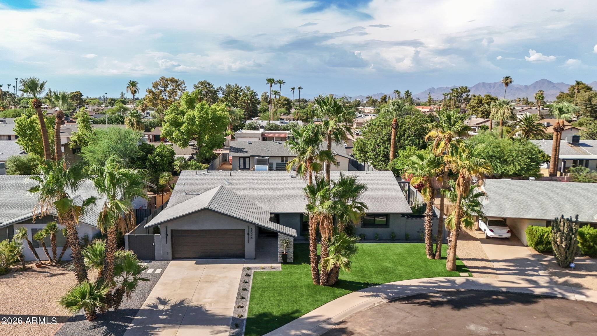 8326 E VALLEY VIEW Road