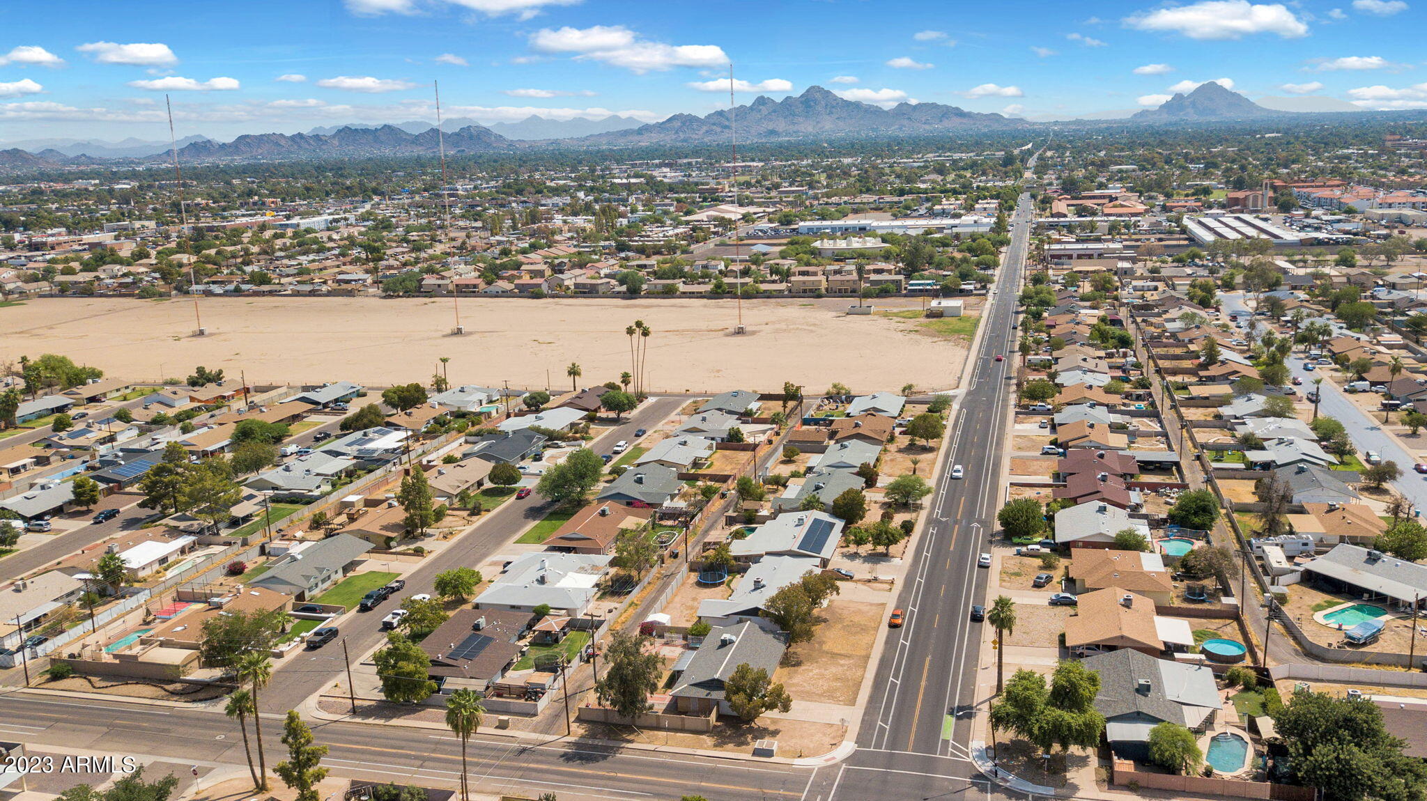 3044 W MARYLAND Avenue