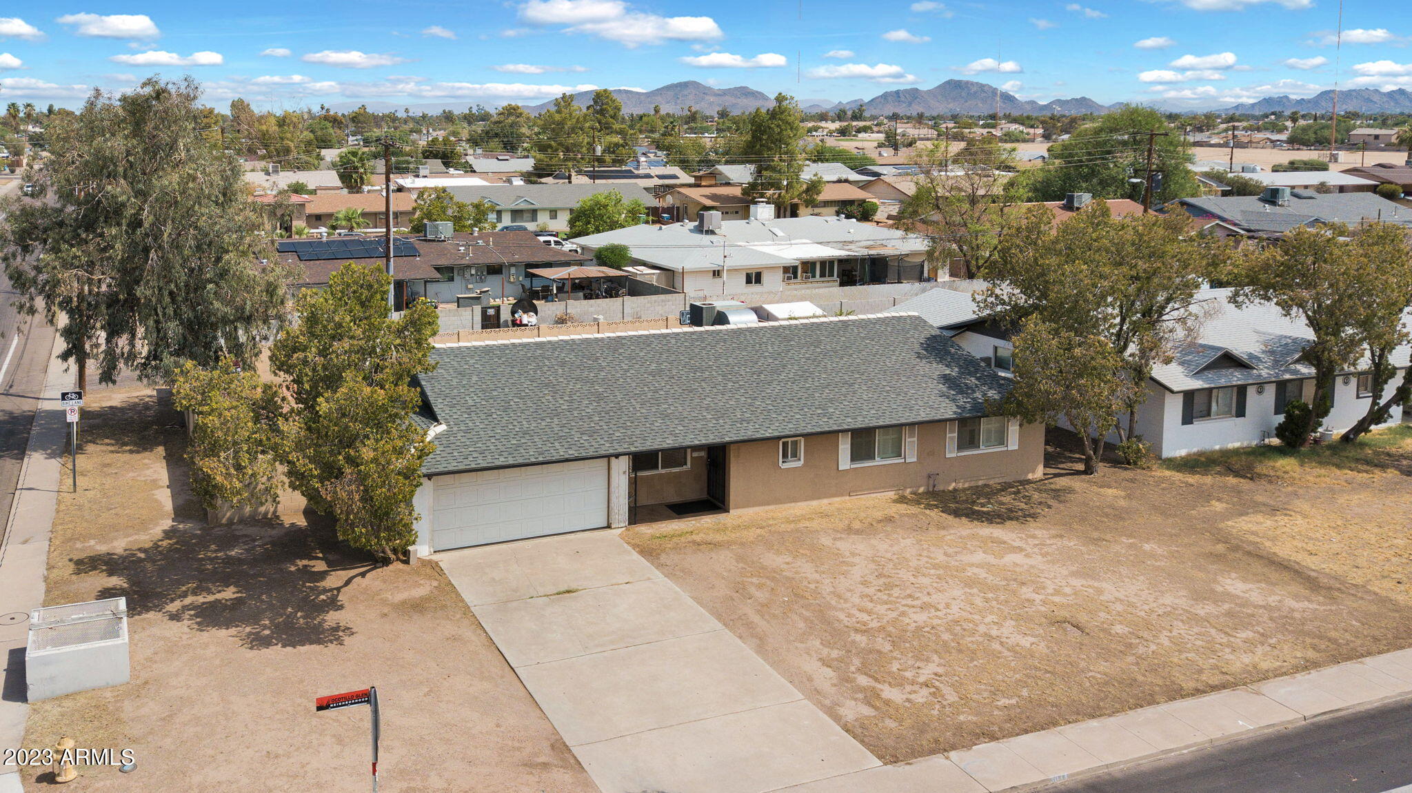 3044 W MARYLAND Avenue