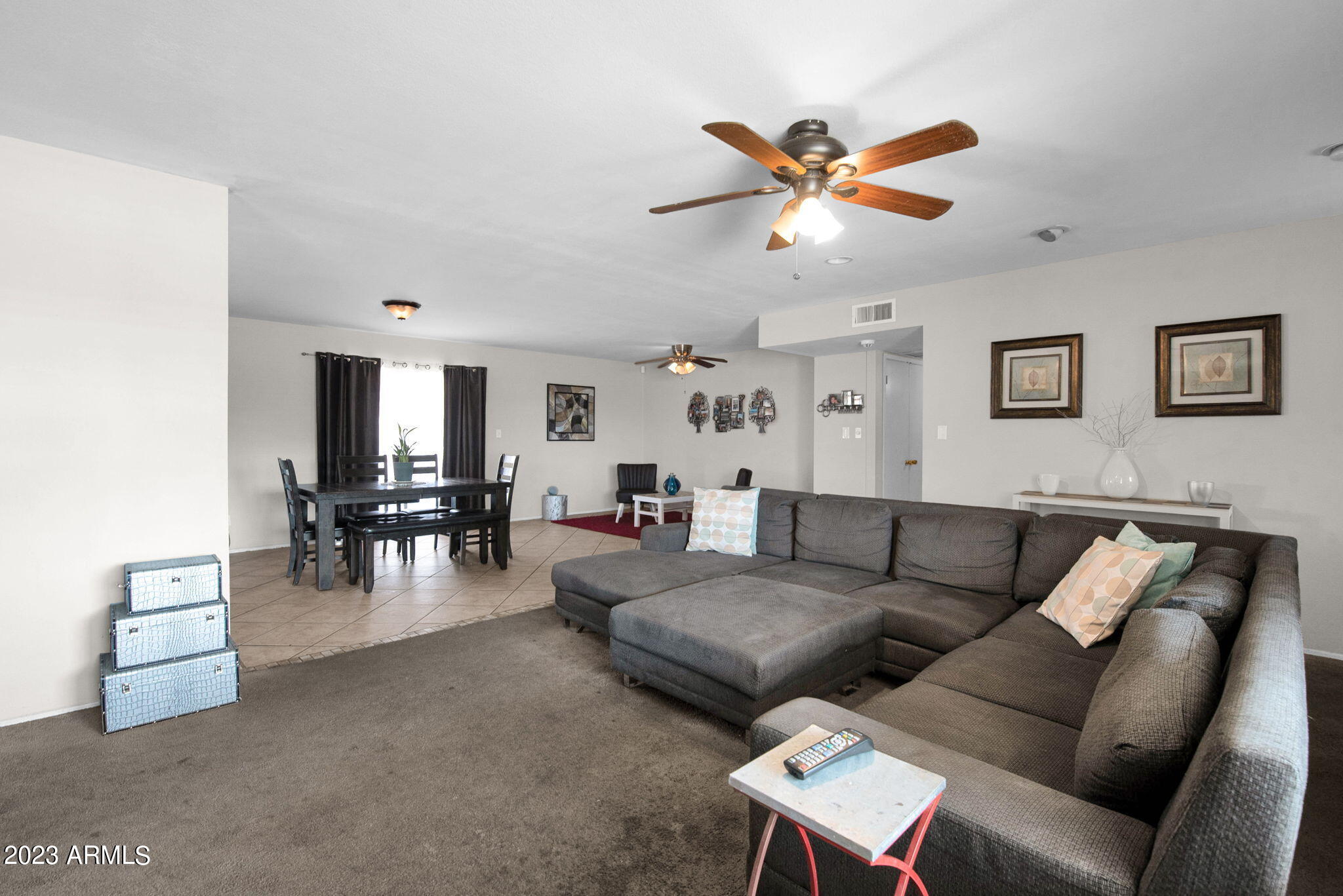 3044 W MARYLAND Avenue