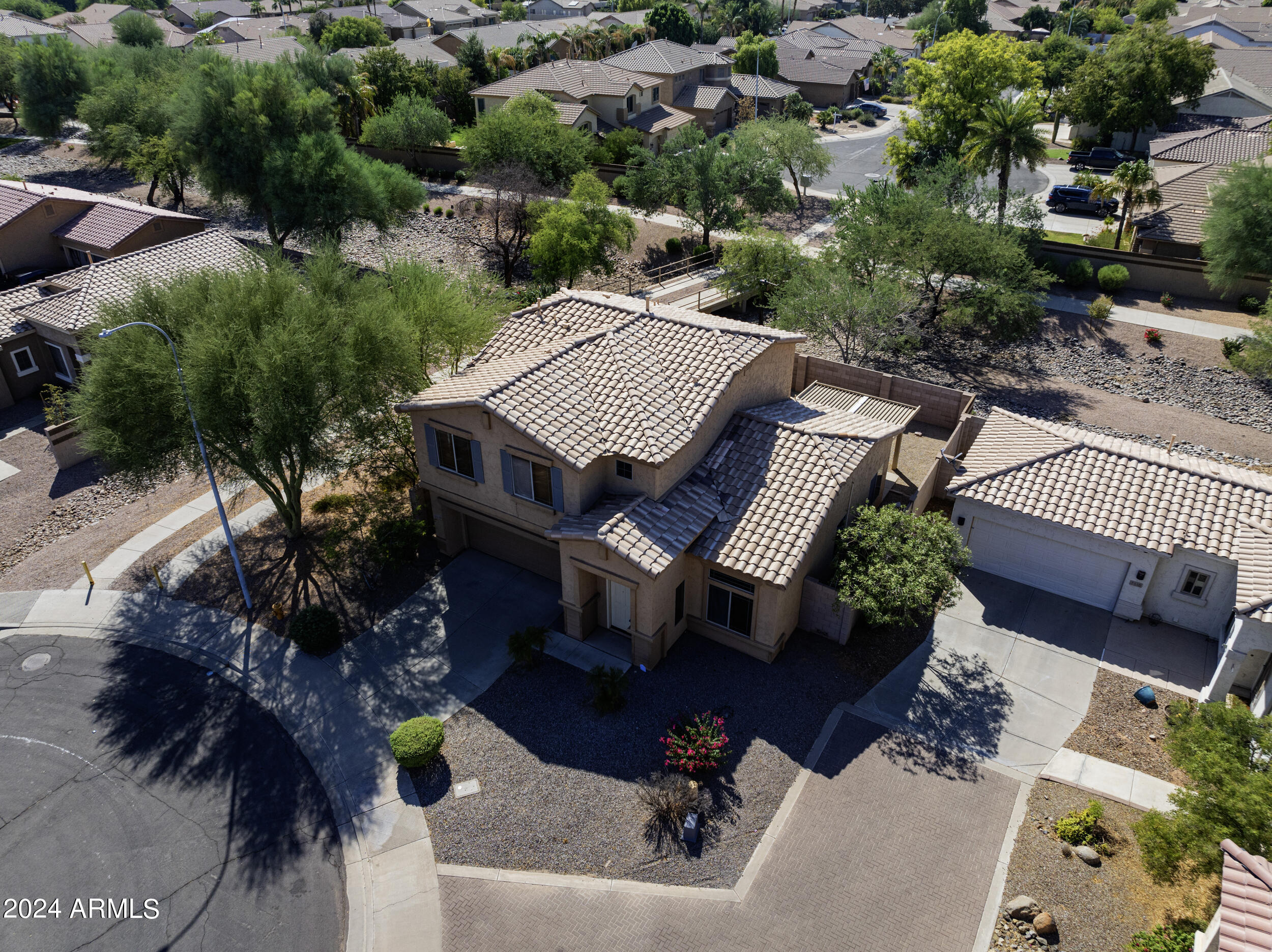 2510 E LA COSTA Drive