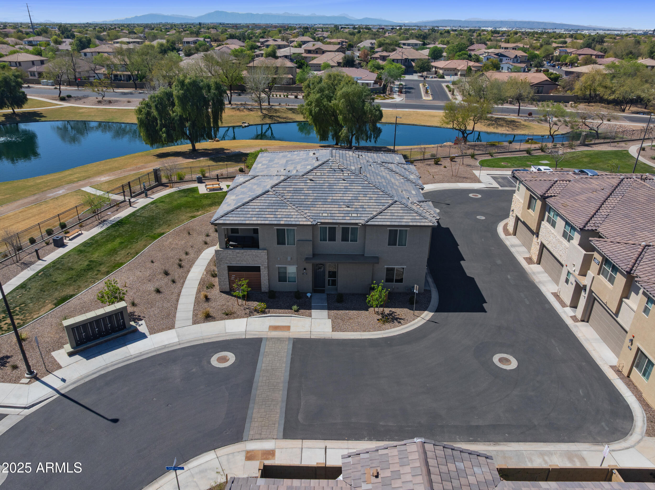 675 E GINKO Avenue, 202