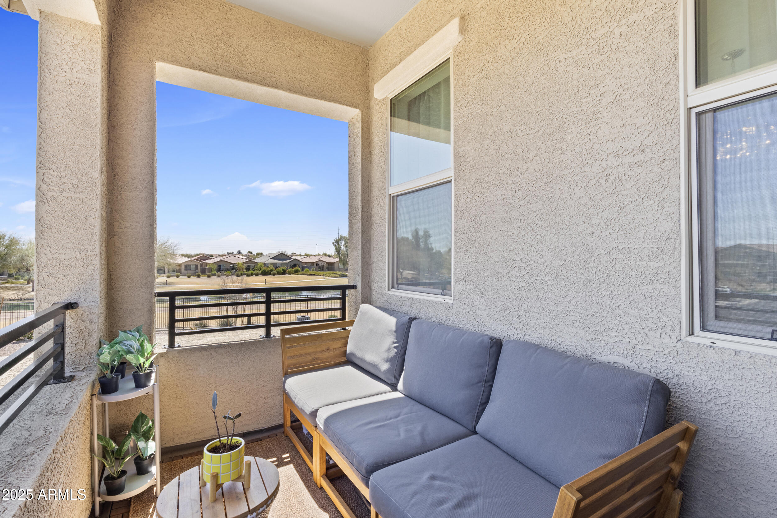 675 E GINKO Avenue, 202
