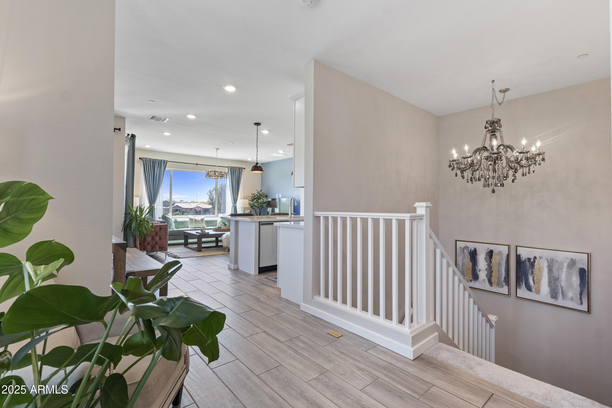 675 E GINKO Avenue, 202