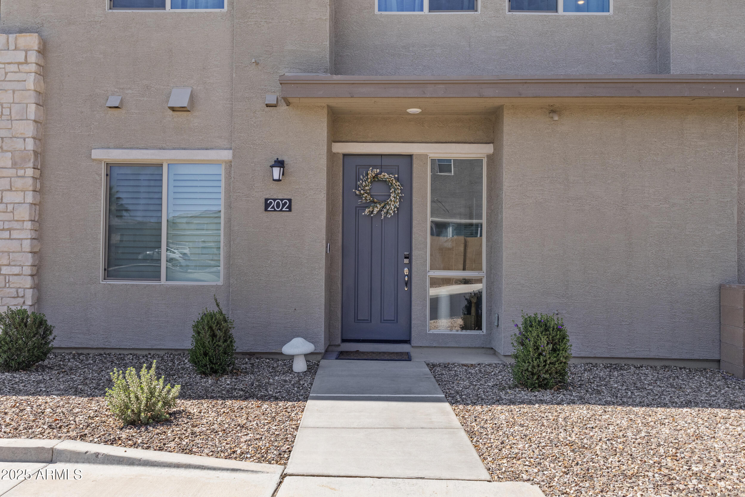 675 E GINKO Avenue, 202