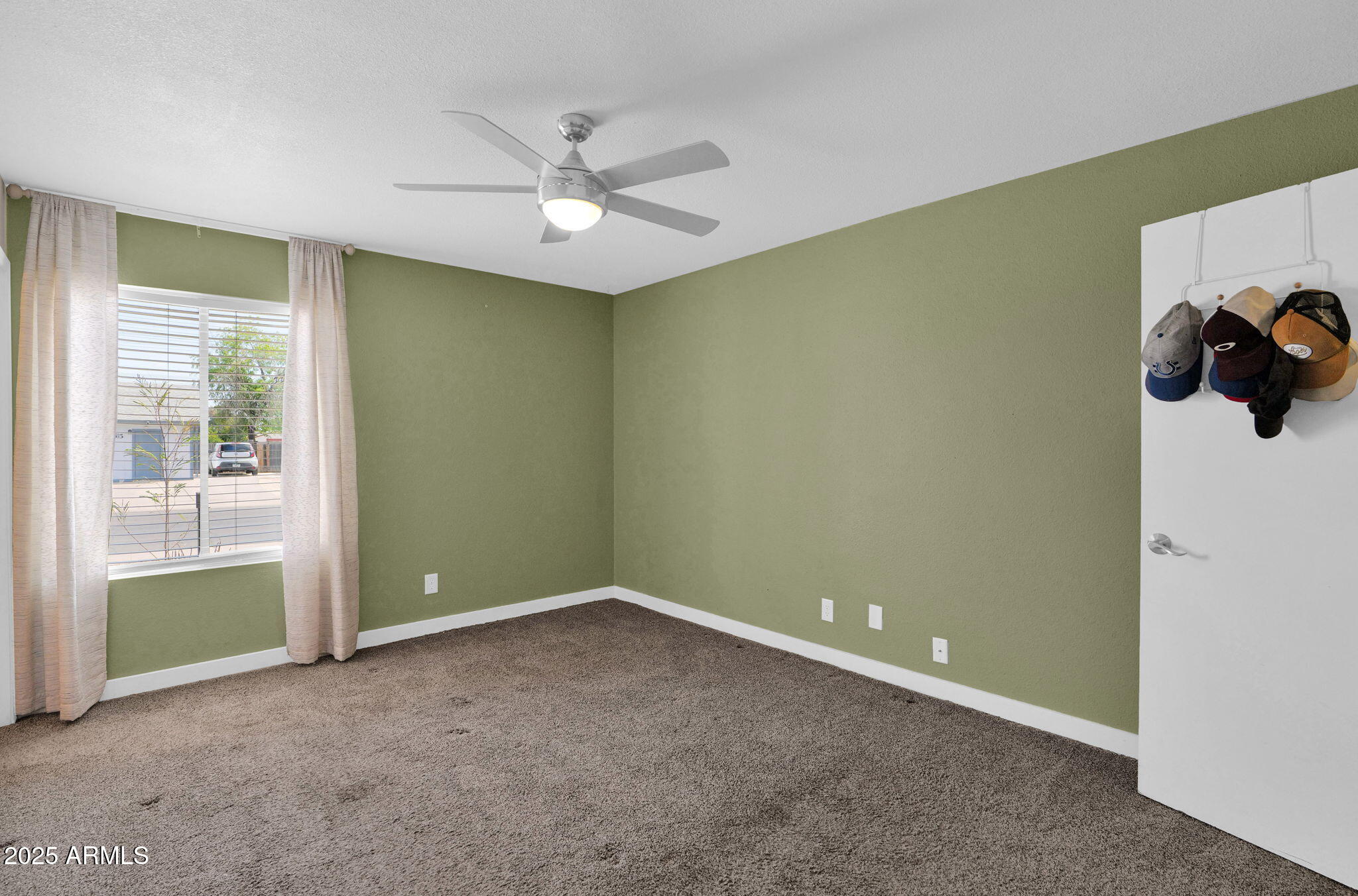 2334 W PERALTA Avenue