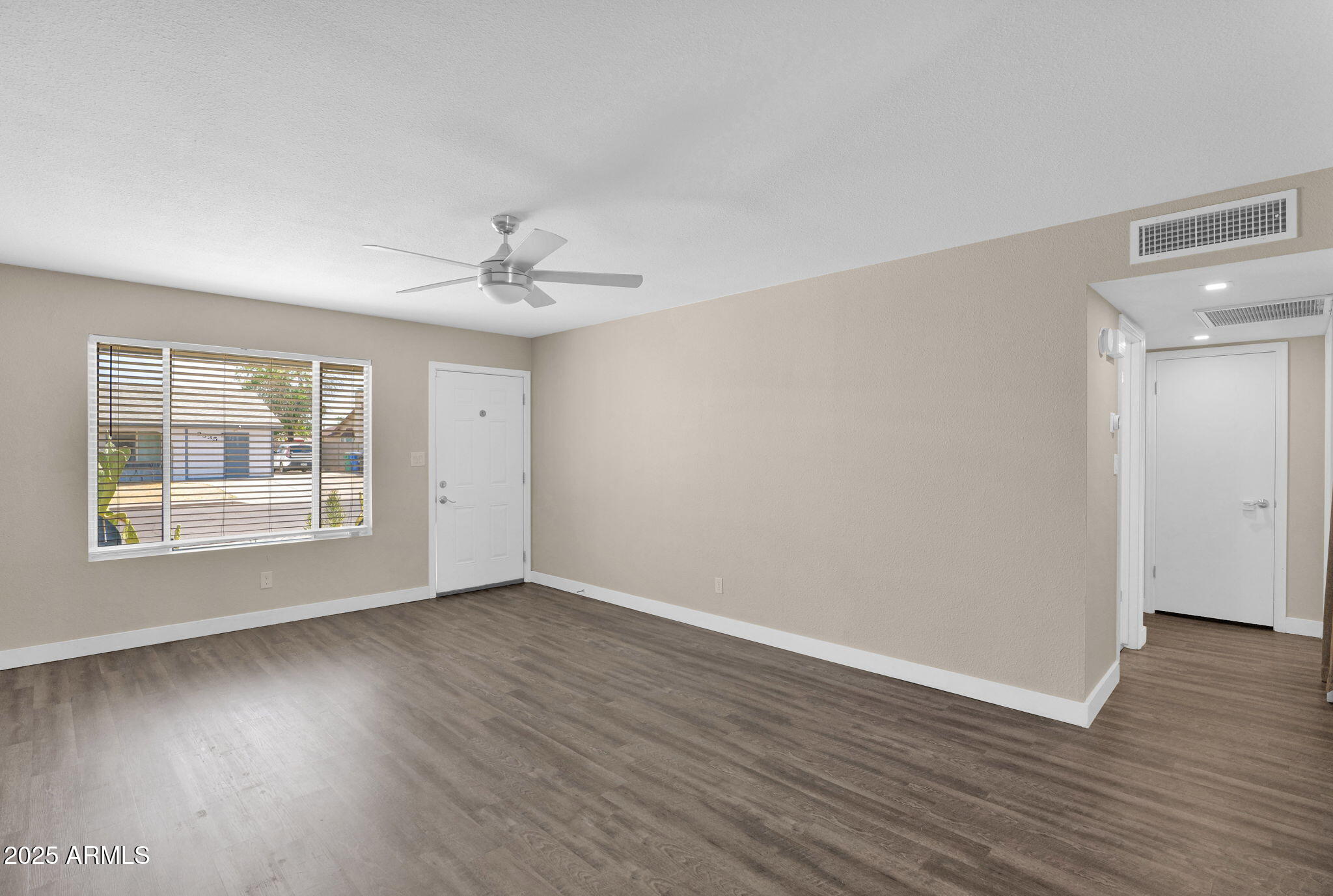 2334 W PERALTA Avenue