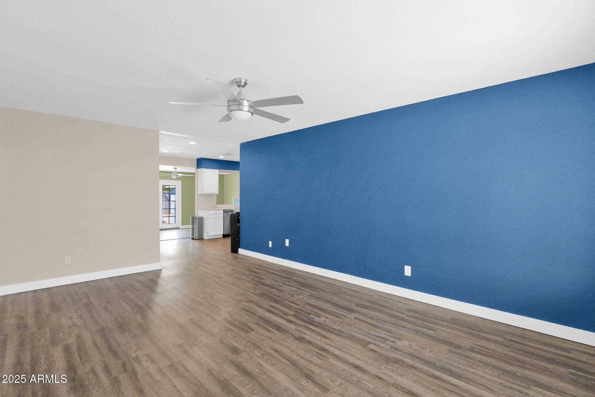 2334 W PERALTA Avenue