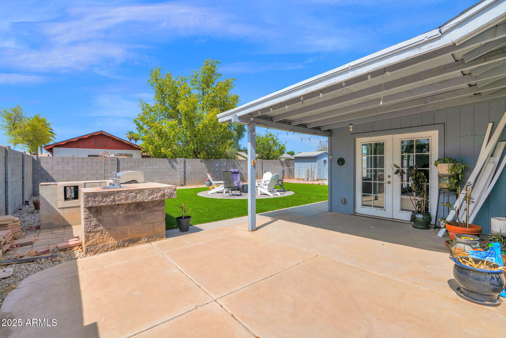 2334 W PERALTA Avenue