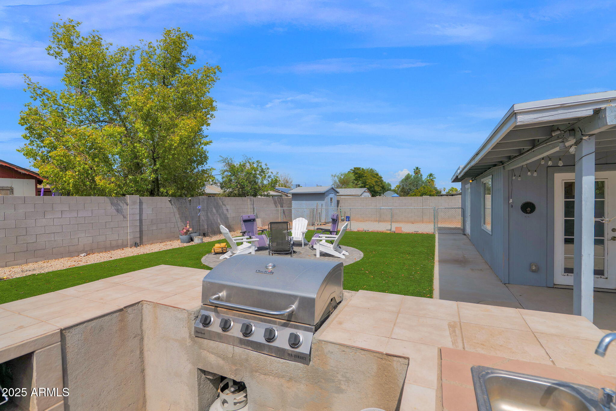 2334 W PERALTA Avenue