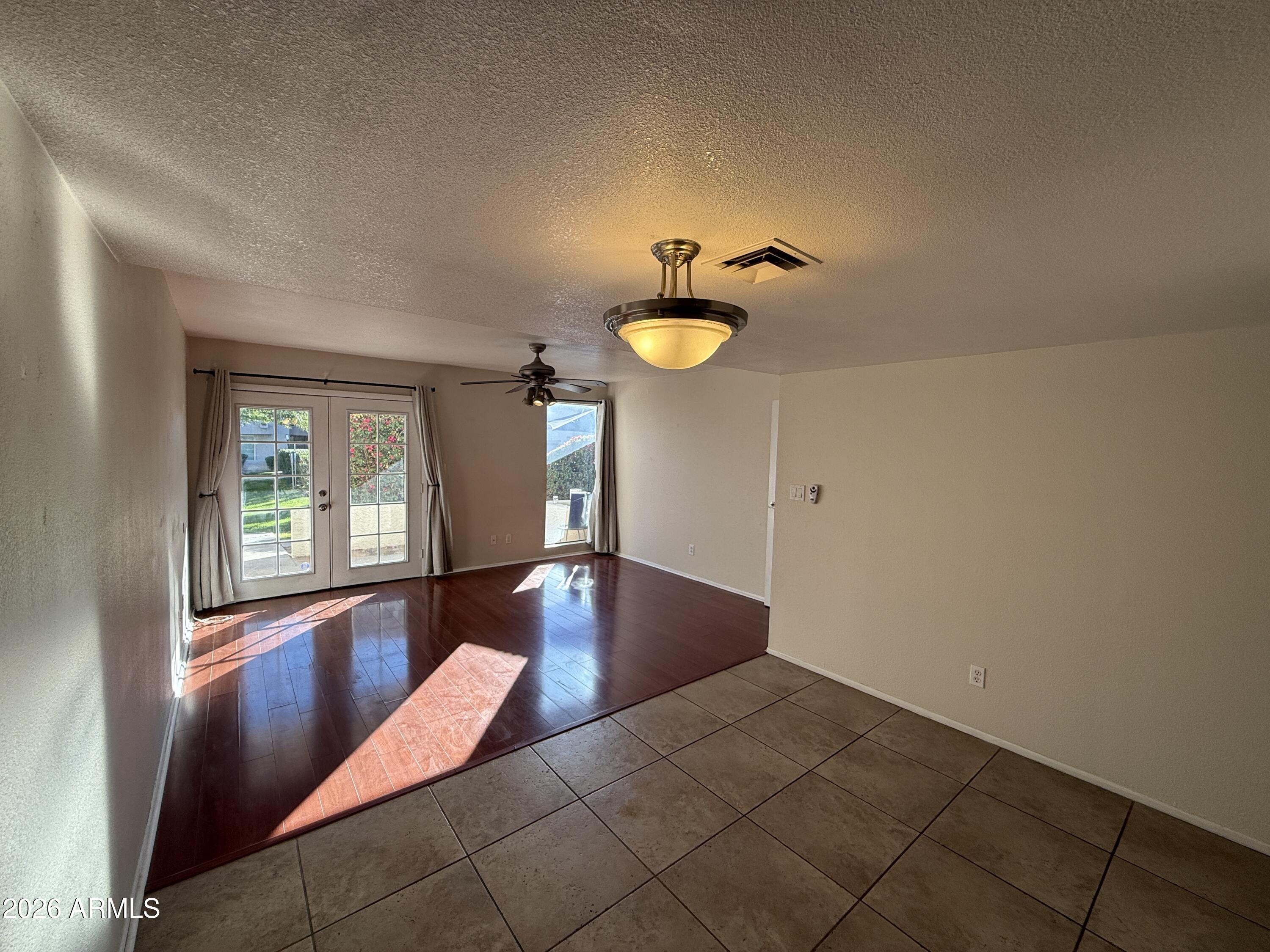 985 N GRANITE REEF Road 156