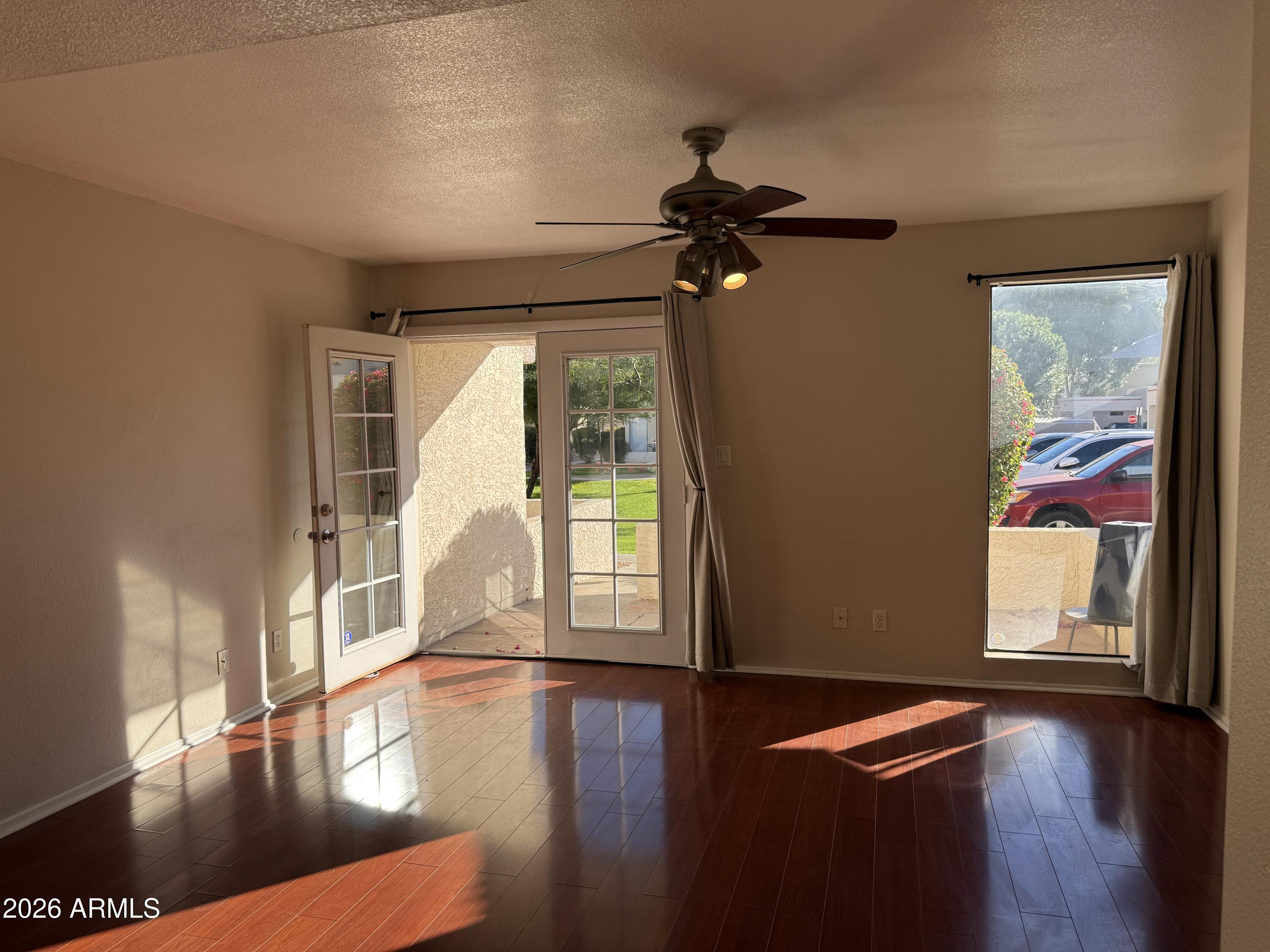 985 N GRANITE REEF Road 156