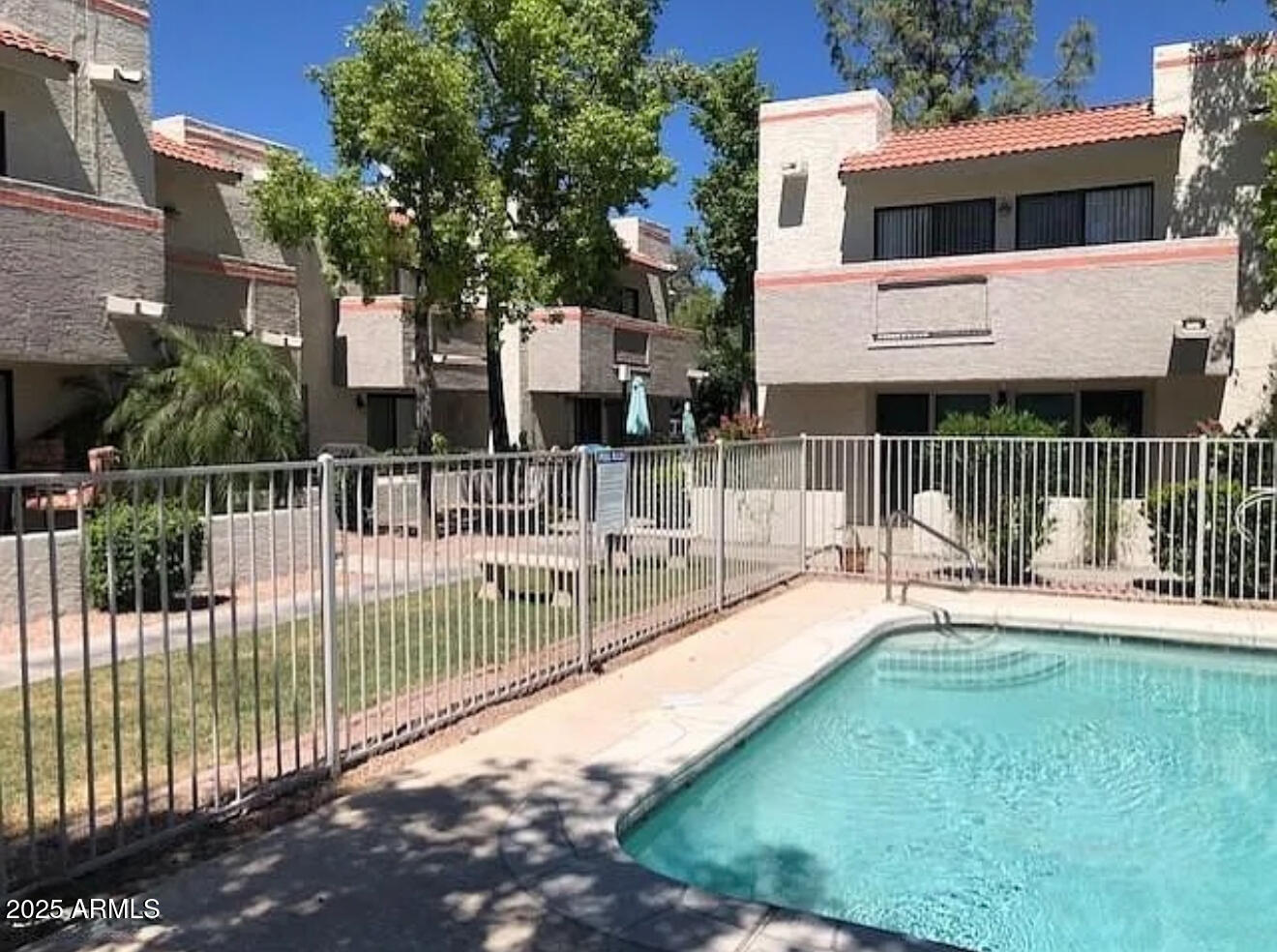 985 N GRANITE REEF Road 156