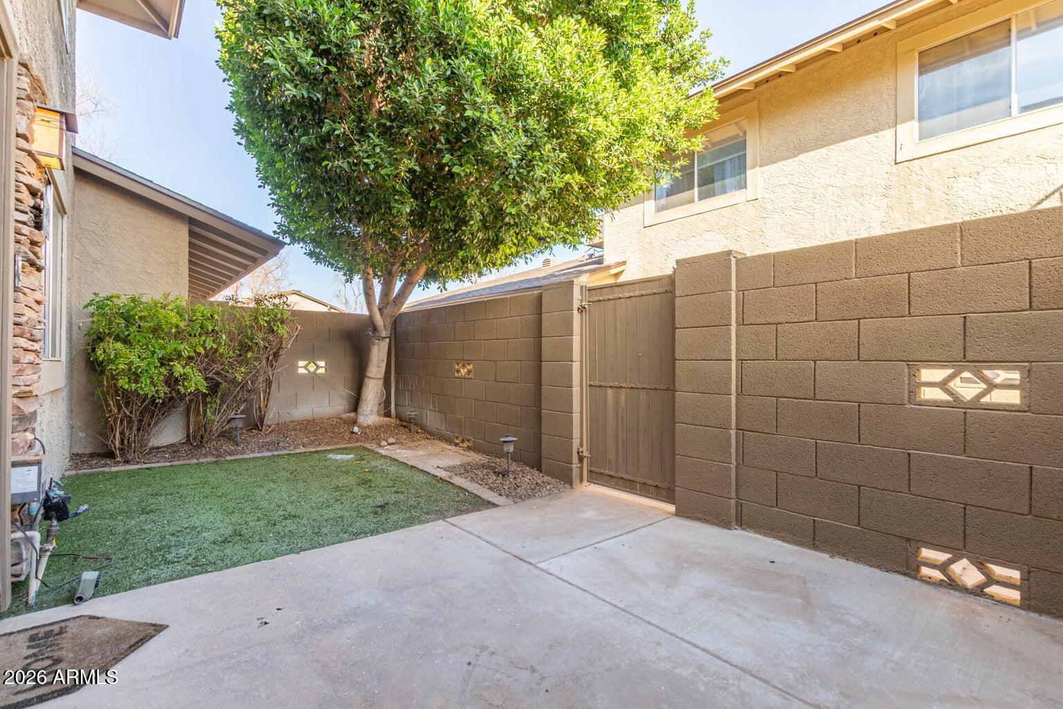 8525 E BELLEVIEW Street