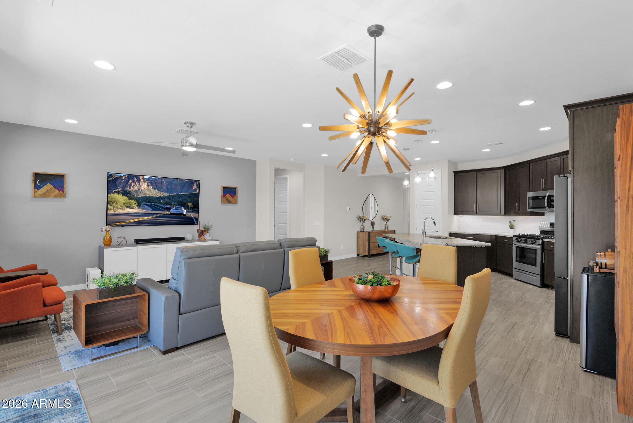 19607 W BADGETT Lane