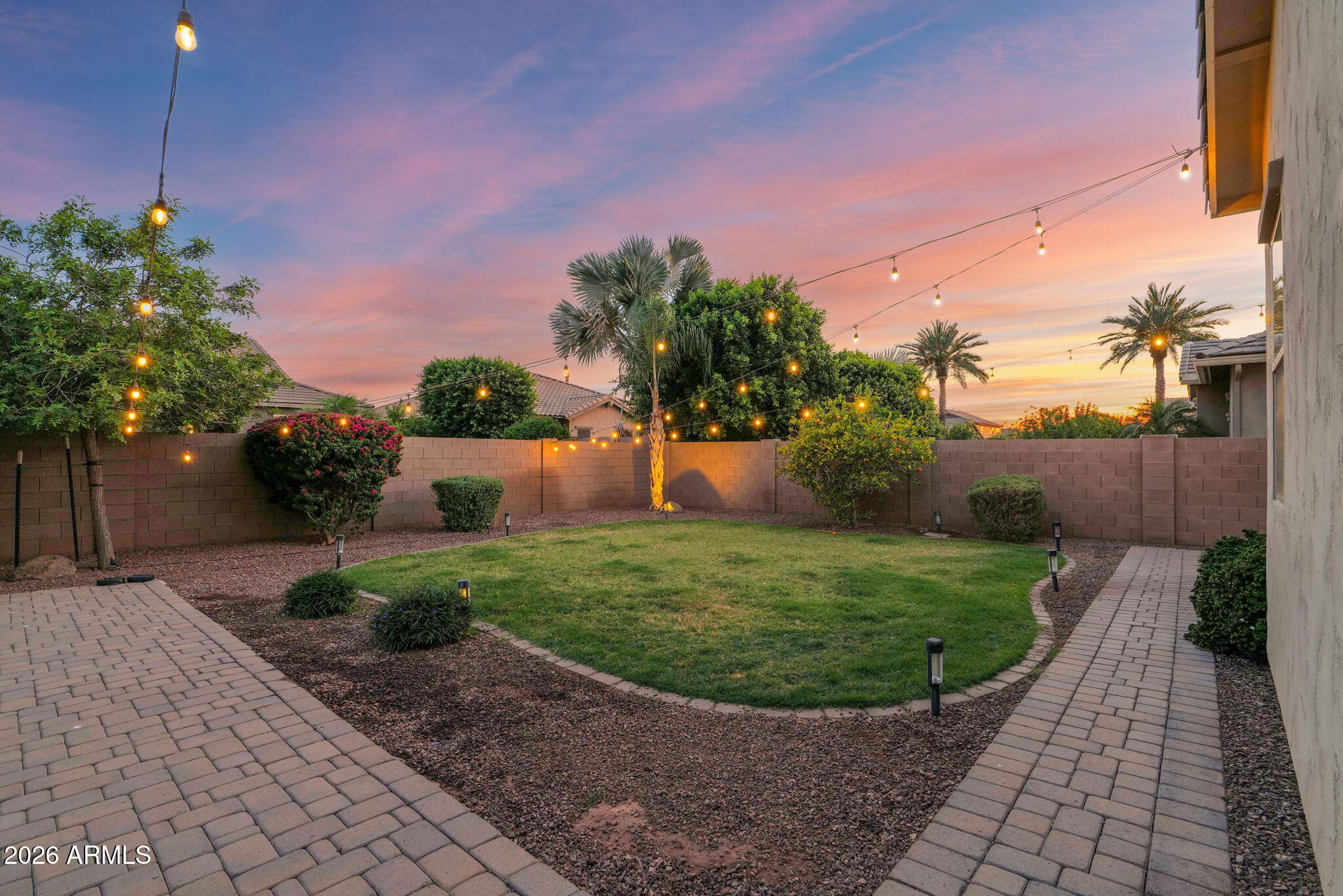 449 E LAS COLINAS Place