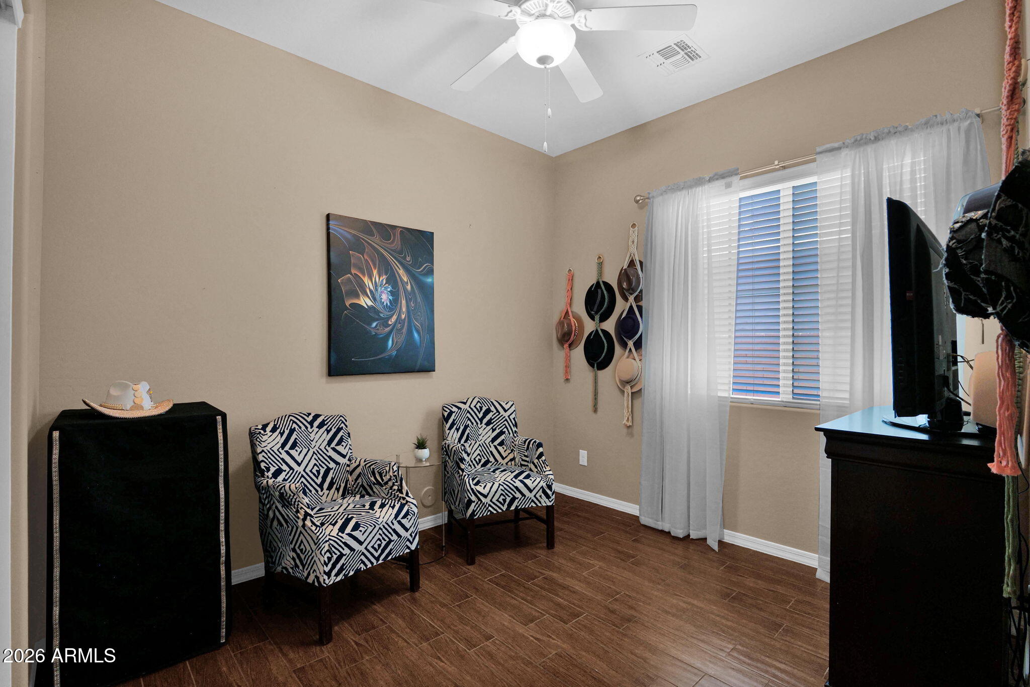 449 E LAS COLINAS Place