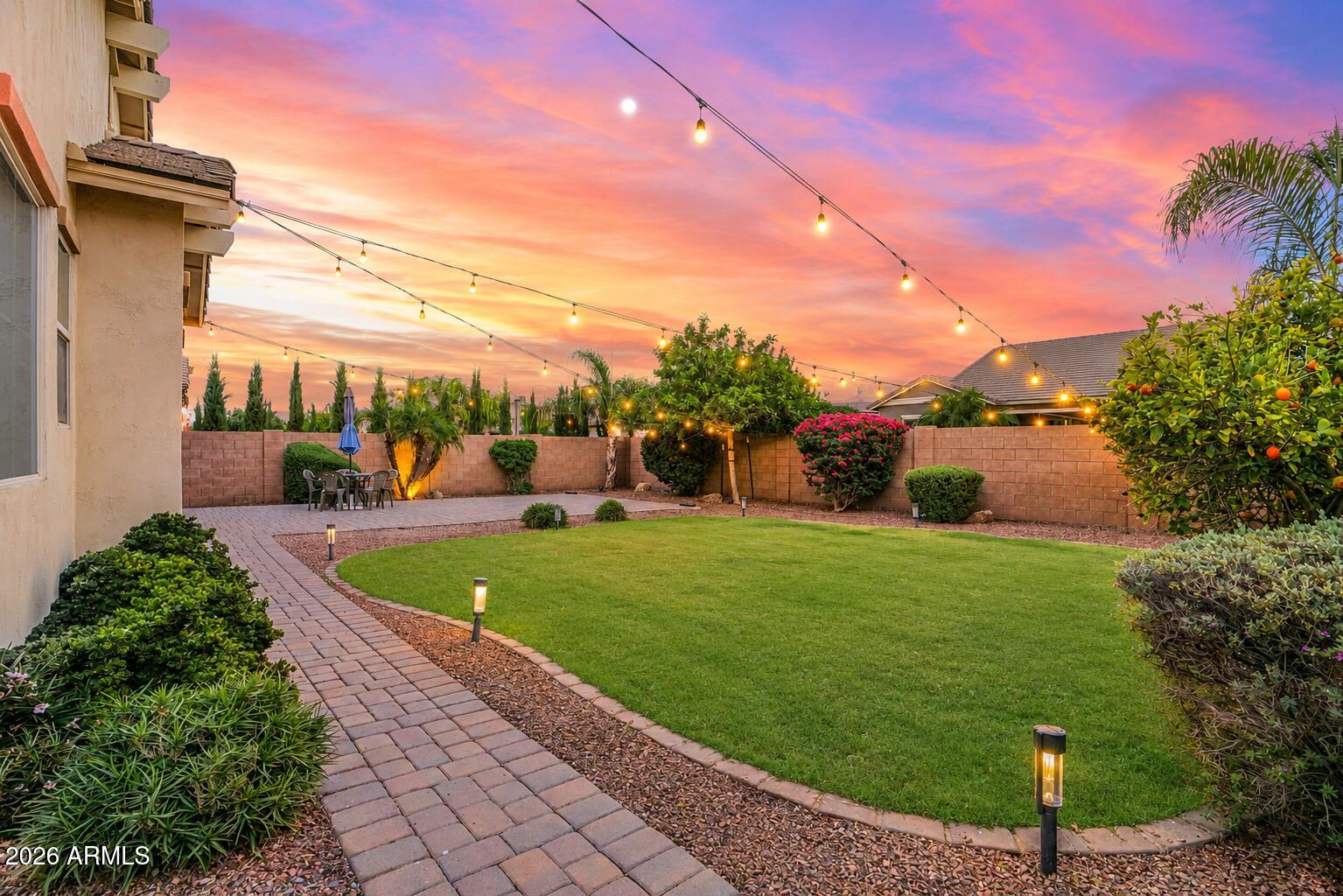 449 E LAS COLINAS Place
