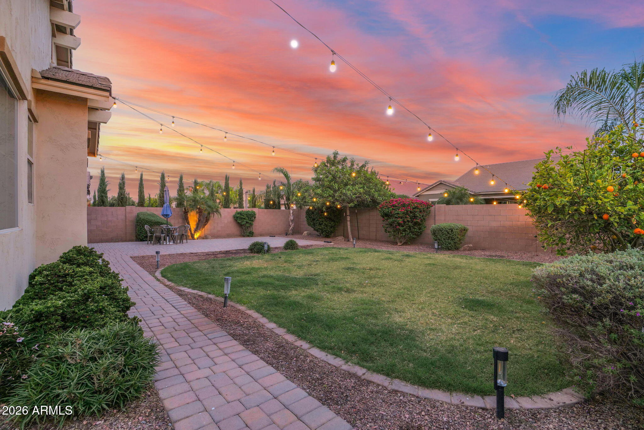 449 E LAS COLINAS Place