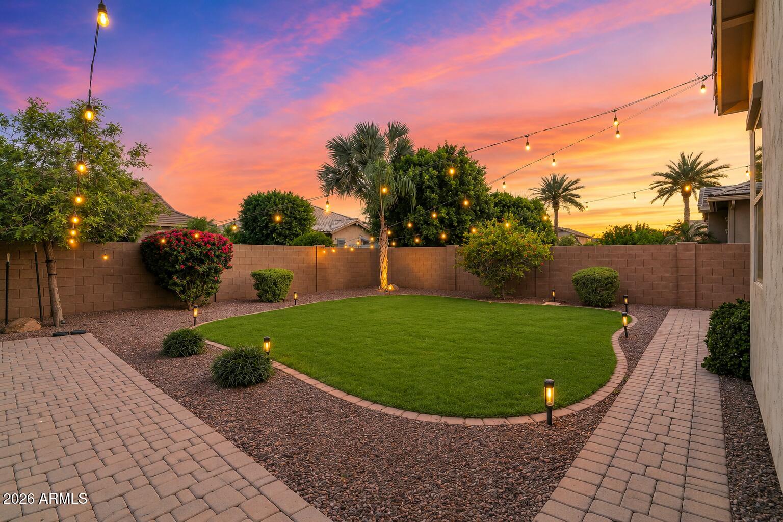 449 E LAS COLINAS Place