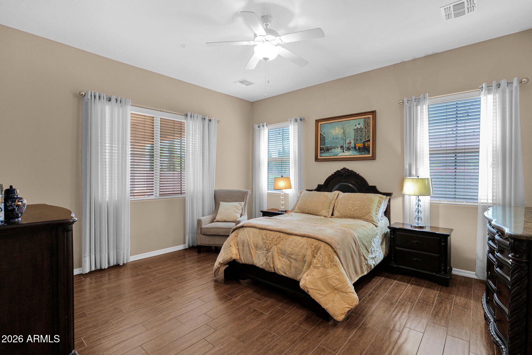 449 E LAS COLINAS Place