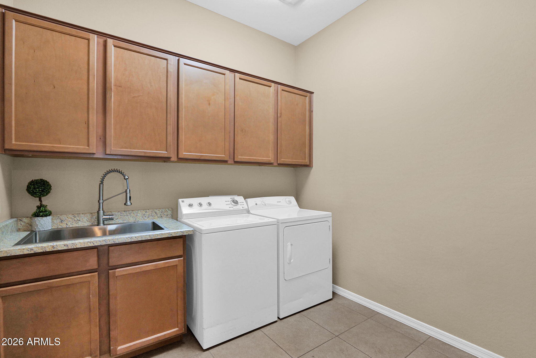 449 E LAS COLINAS Place