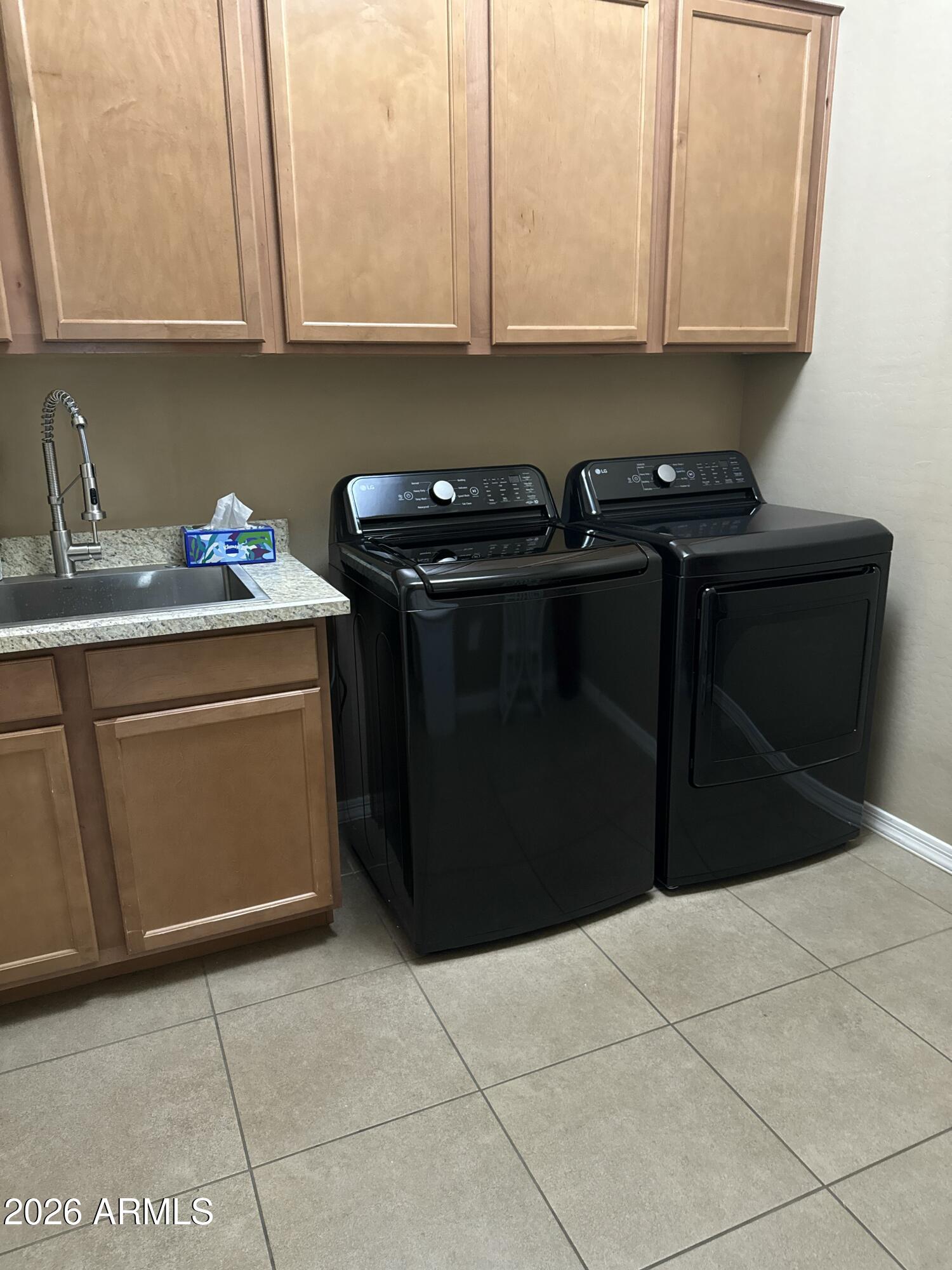 449 E LAS COLINAS Place